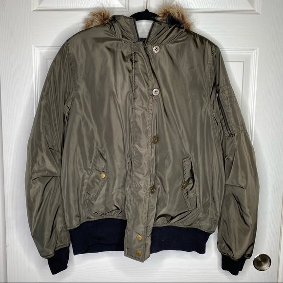 Forever 21 Jackets & Blazers - Forever 21+ Plus Size Olive Green Puffer Coat With Faux Fur Trim Hood Size 2X
